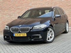 BMW 5-serie Touring - 520I M-Pakket - Digitaal Dashboard - Navi - Trekhaak