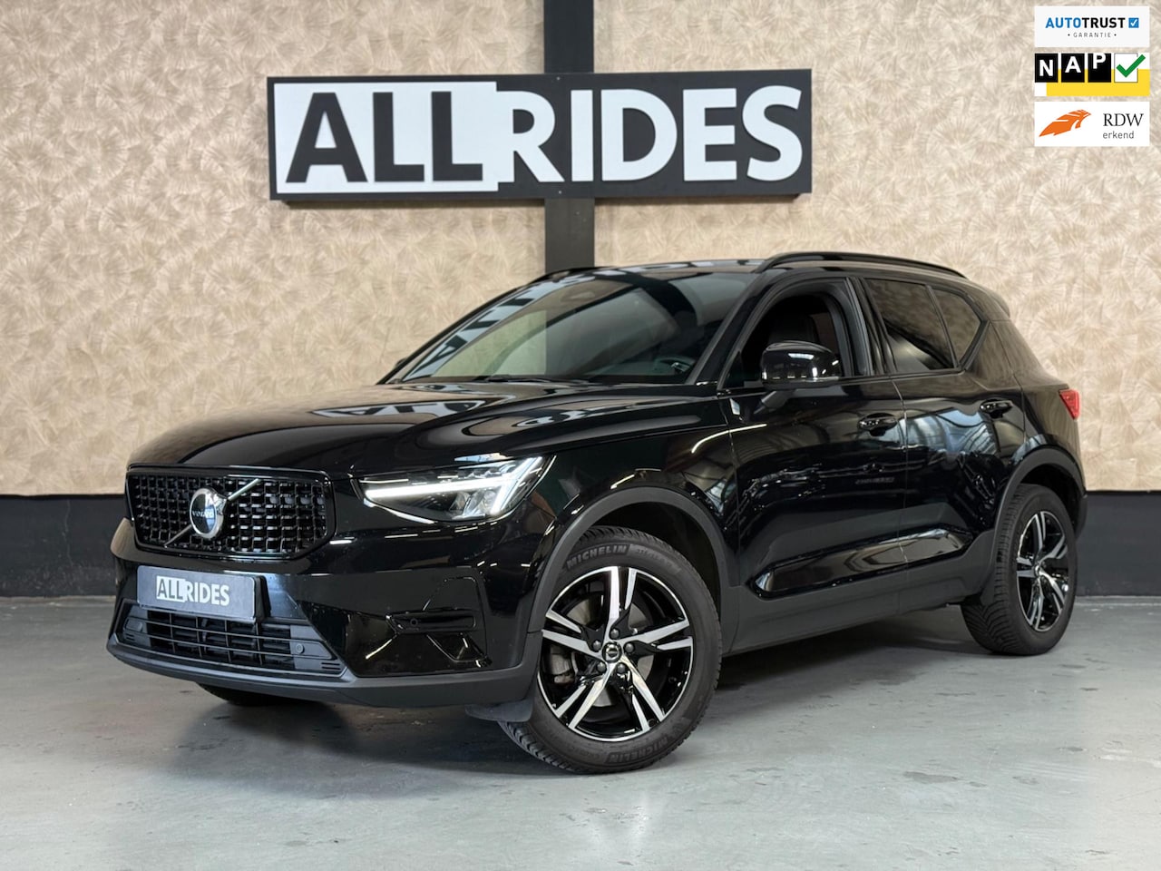 Volvo XC40 - 2.0 B3 Plus Dark | Google | Harman/Karon | Memory | Camera - AutoWereld.nl