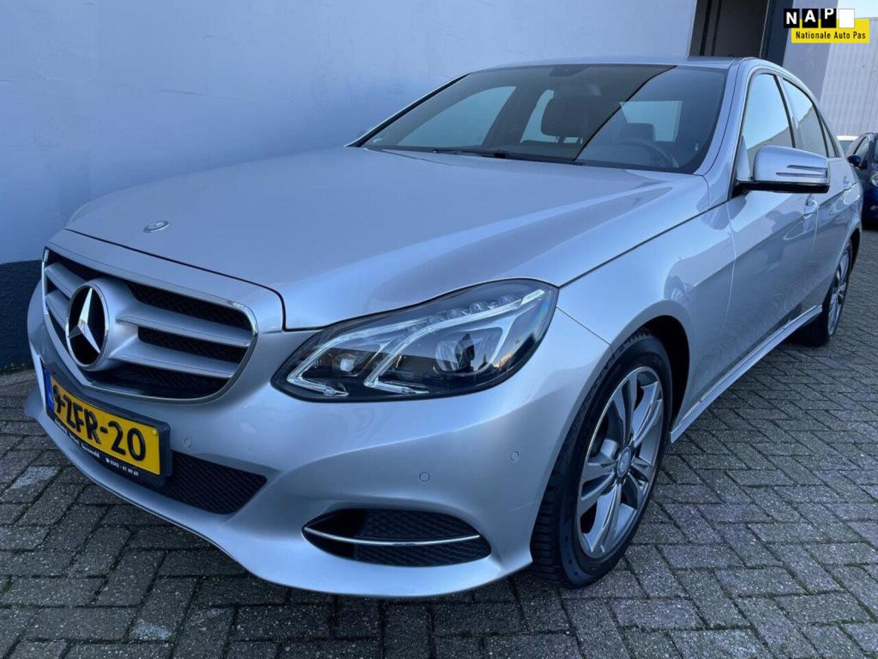 Mercedes-Benz E-klasse - 200 Ambition Avantgarde 200 Ambition Avantgarde - AutoWereld.nl