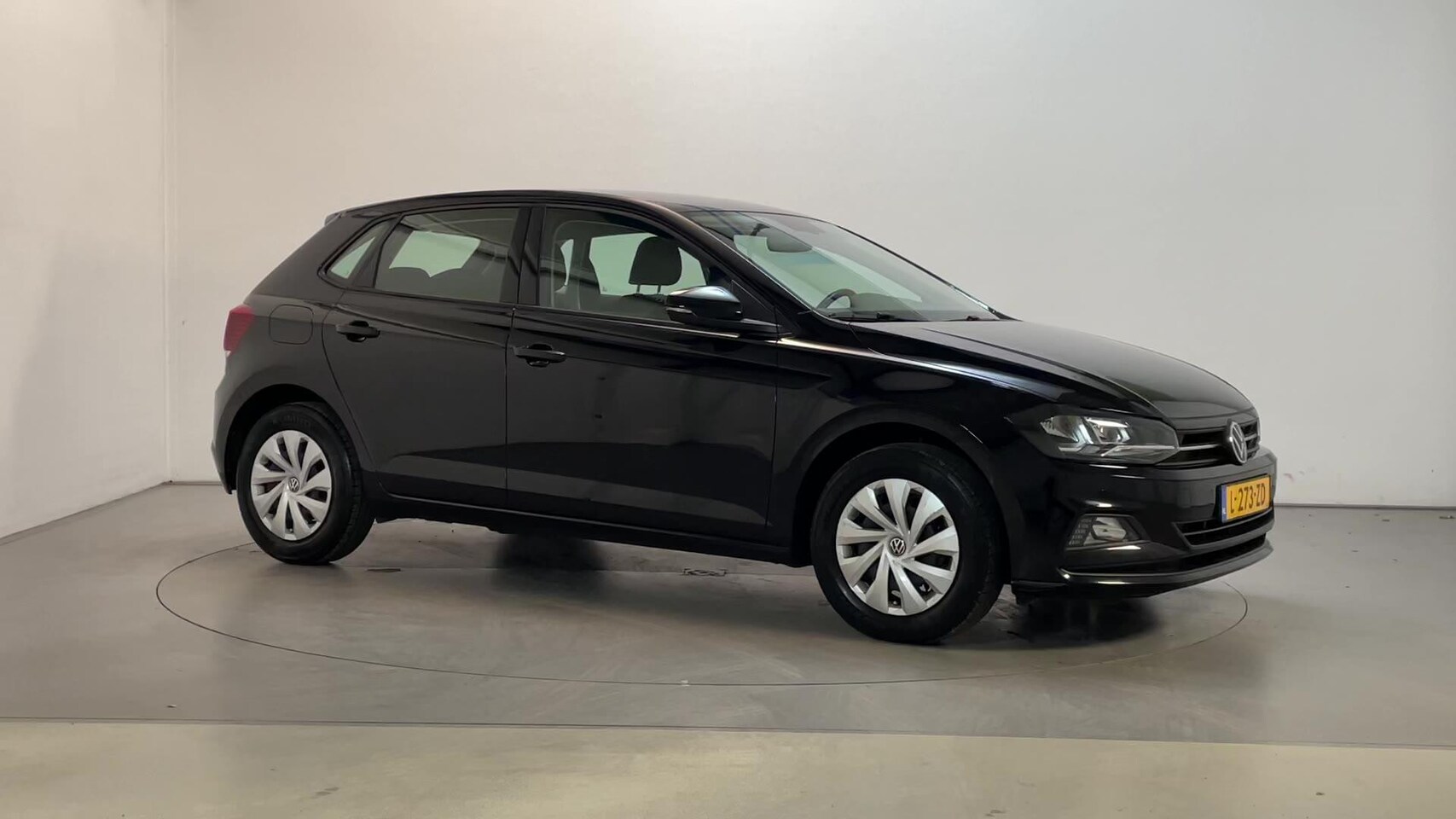 Volkswagen Polo - 1.0 TSI Comfortline Parkeersensoren DAB+ Navigatie App-Connect - AutoWereld.nl