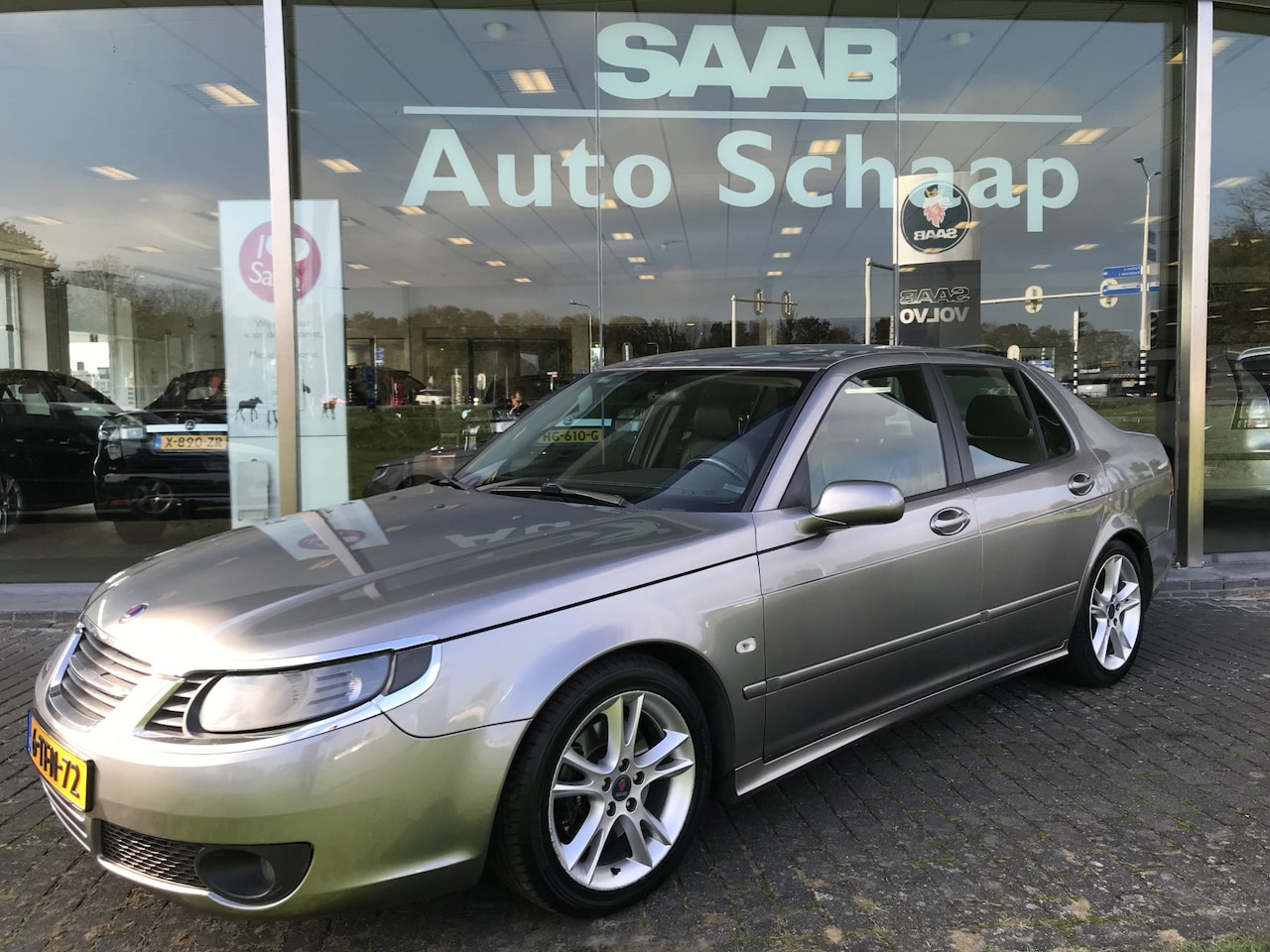 Saab 9-5 - 2.3 Turbo Aero Automaat | Rijklaar incl garantie | Trekhaak Parkeersensoren Sportstoel Lee - AutoWereld.nl