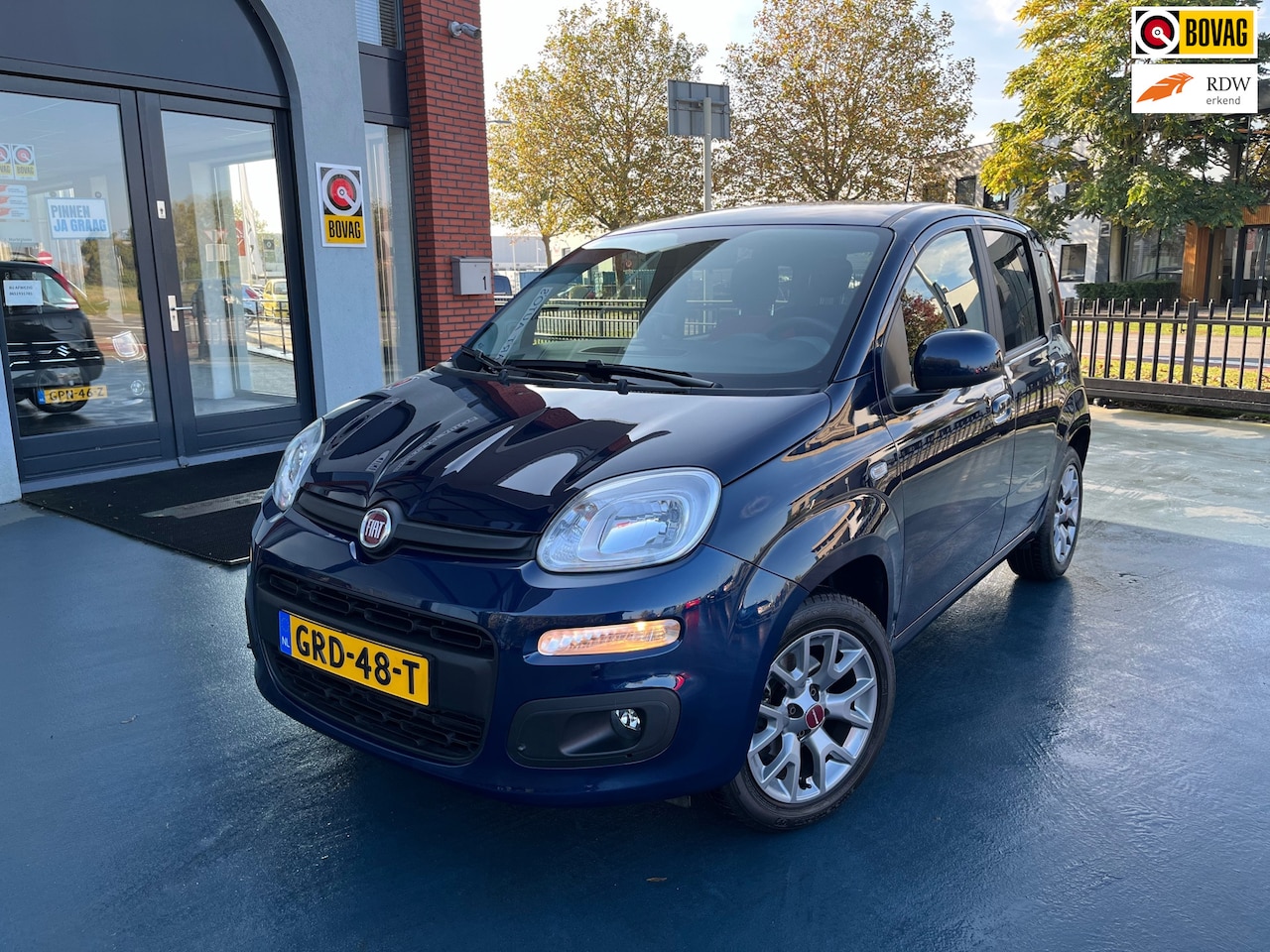 Fiat Panda - 1.2 Lounge AIRCO LMV PDC - AutoWereld.nl