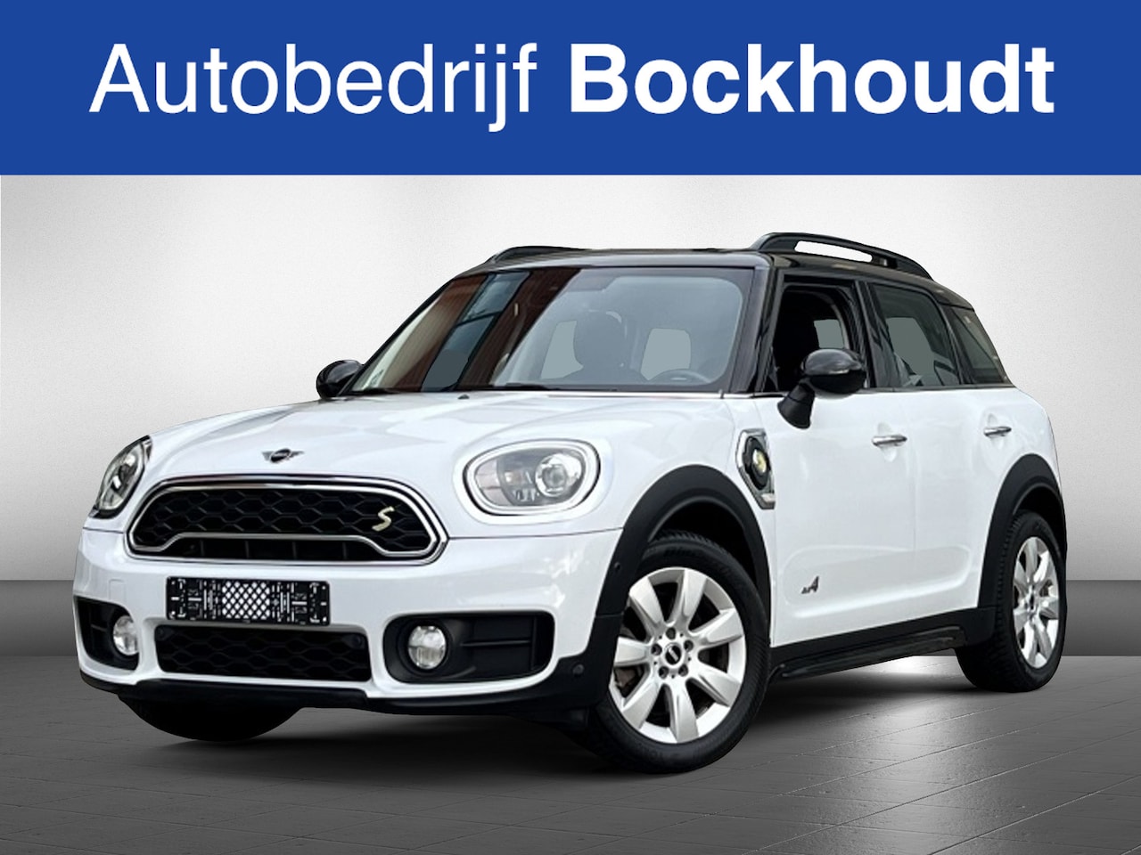 MINI Countryman - Mini 2.0 Cooper SE ALL4 | Navi | Stoelverwarming | Cruise - AutoWereld.nl