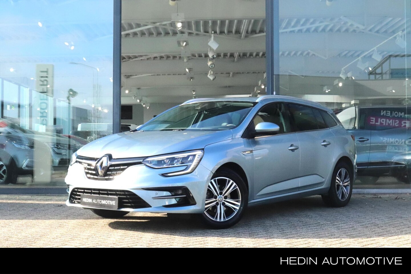 Renault Mégane Estate - 1.3 TCe Intens | 1700 KG Trekgewicht | Trekhaak | Climate Control | Parkeersensoren | Crui - AutoWereld.nl