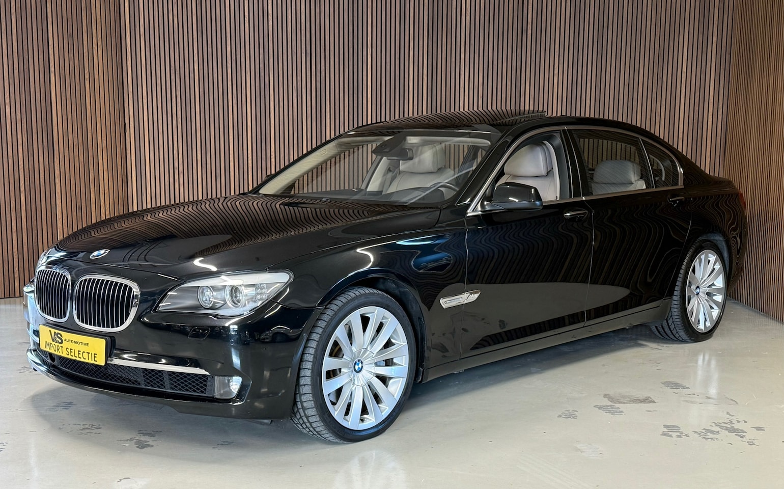 BMW 7-serie - 760Li - Dealer auto - 2e eigenaar - AutoWereld.nl