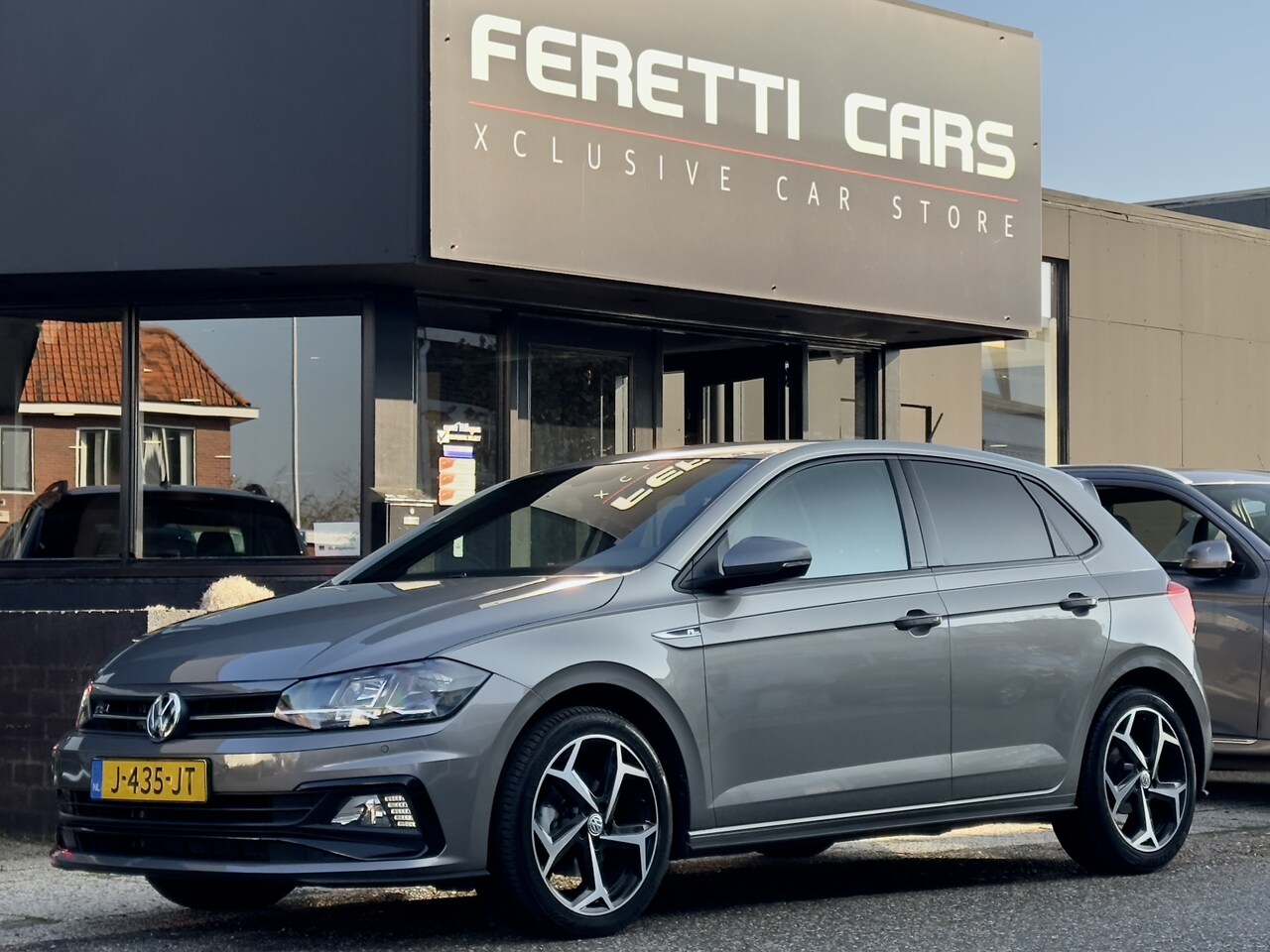 Volkswagen Polo - 1.5 TSI AUT7 HIGHLINE 2X R-LINE NAVI ECC VIRTUAL-DASH PARKPILOT APPLE-CARPLAY LED LMV PDC - AutoWereld.nl