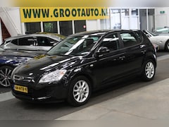 Kia Cee'd - 1.4 Fifteen ISG Airco, Isofix, Stuurbekrachtiging