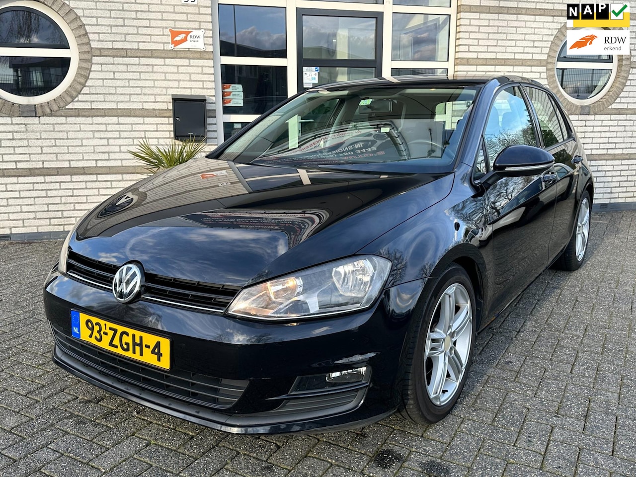 Volkswagen Golf - 1.2 TSI Trendline |Navi,Airco| - AutoWereld.nl