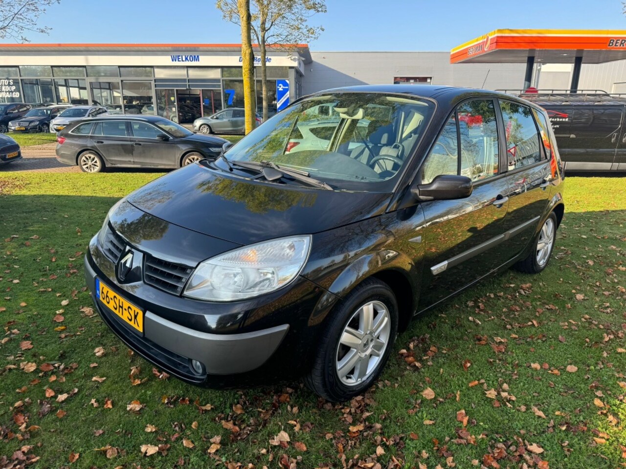 Renault Scénic - 2.0-16V Priv.Luxe LMV CRUISE & CLIMATE BJ 2006 !!! - AutoWereld.nl