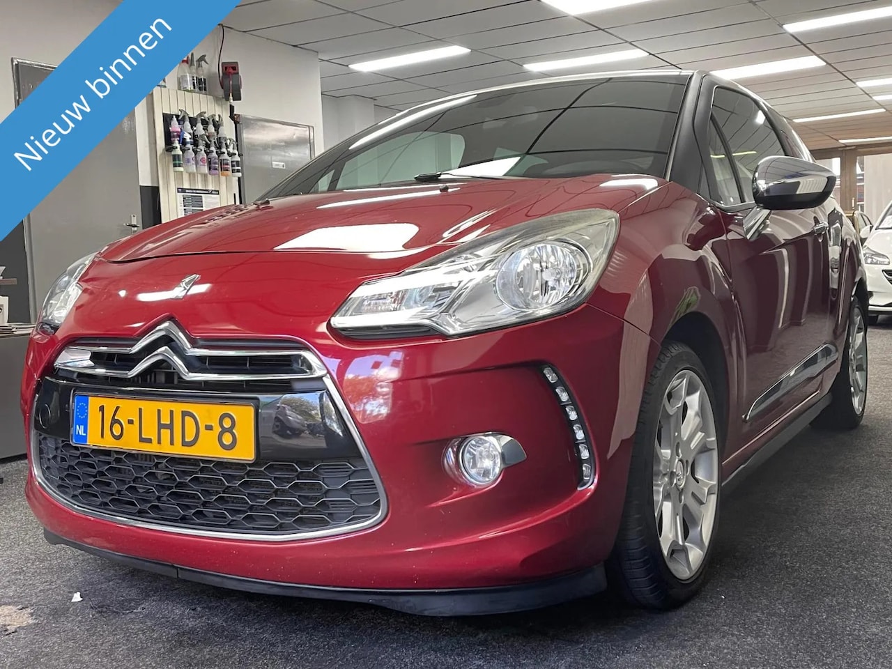 Citroën DS3 - 1.6 Sport Chic - AutoWereld.nl