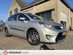 Toyota Verso - 1.8 VVT-i Business 7-Persoons Trekhaak / Camera