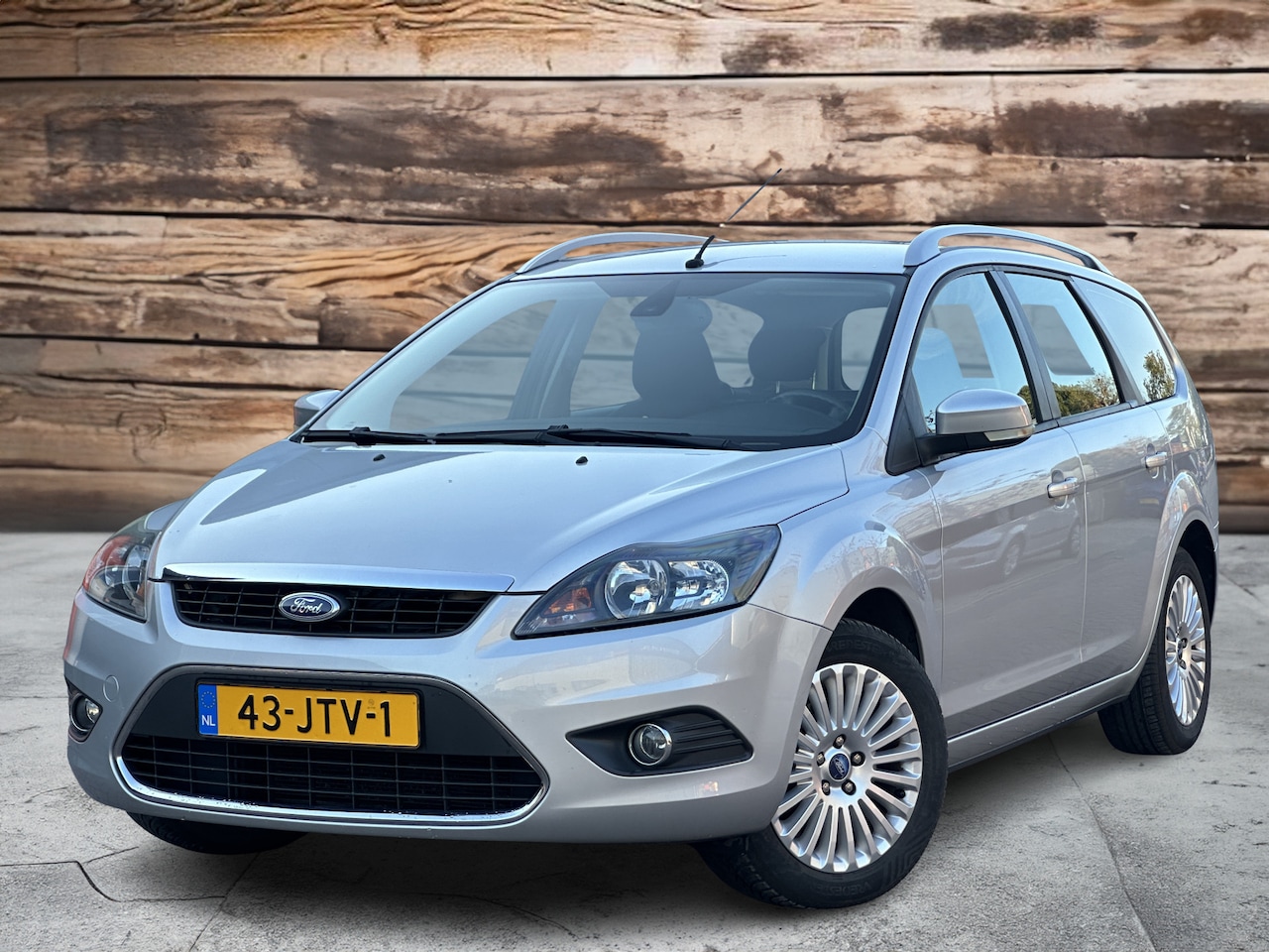 Ford Focus Wagon - 1.8 Limited | ECC | Navi | - AutoWereld.nl