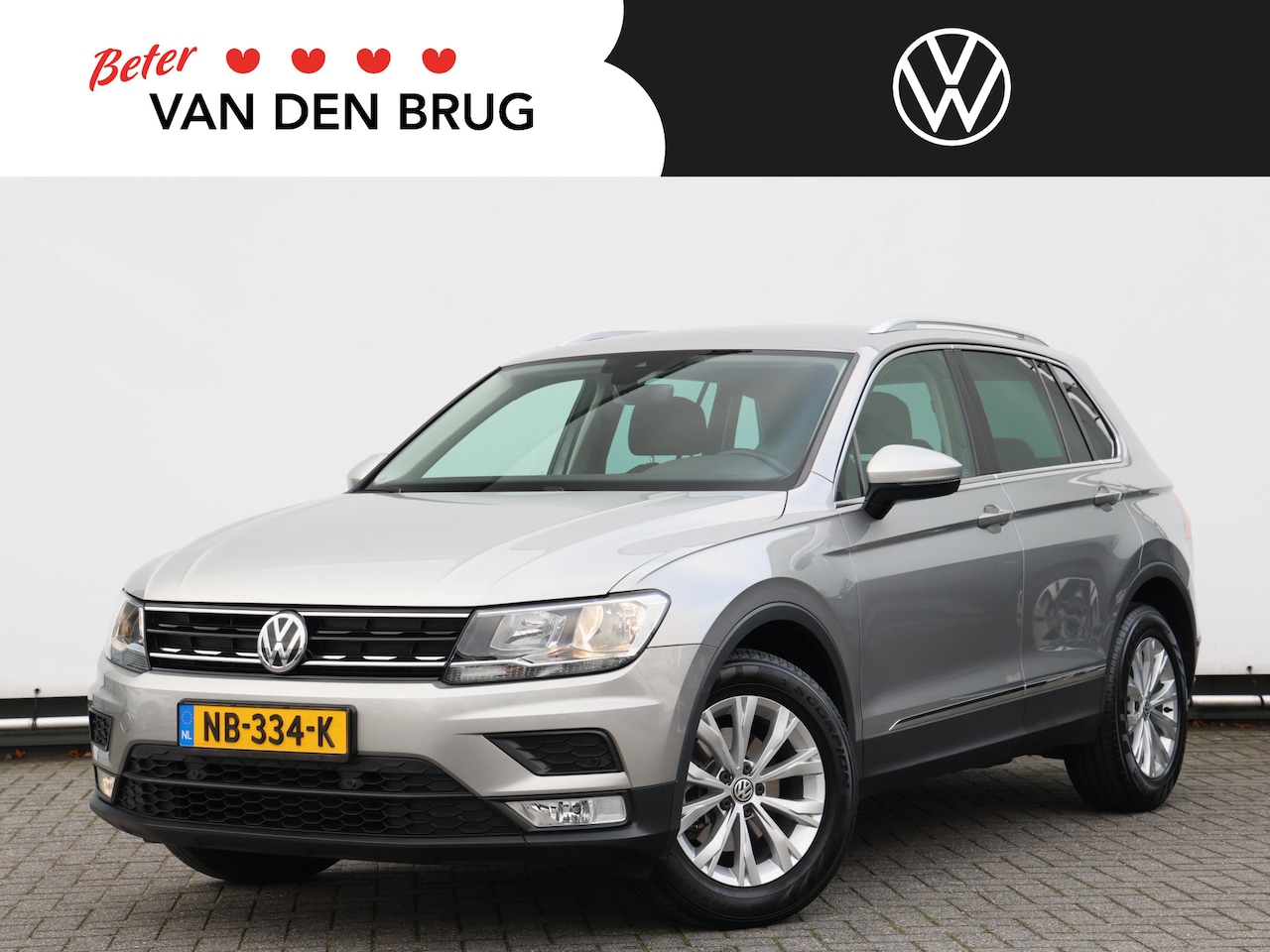 Volkswagen Tiguan - 1.4 TSI ACT Connected Series 150pk DSG | Navigatie | Climate control | Trekhaak | Cruise c - AutoWereld.nl