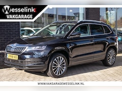 Skoda Karoq - 1.5 TSI ACT Business Edition - All-in rijklrprs | Trekhaak | Panodak | Navi | Canton audio