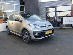 Volkswagen Up! - 1.0 BMT 60PK High UP, R-line, cruise controle, pdc, camera