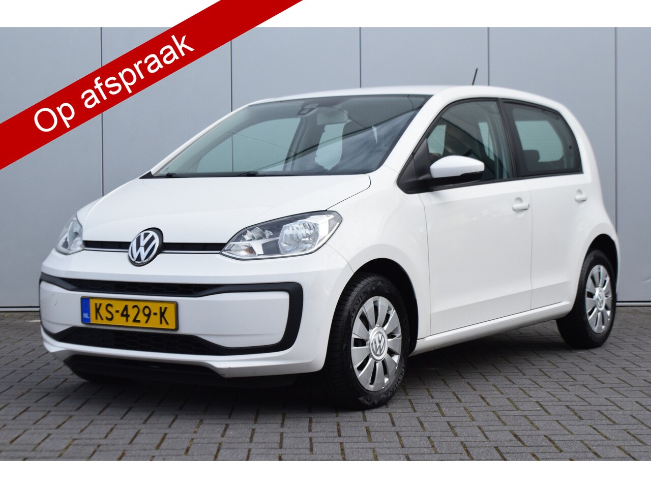 Volkswagen Up! - 1.0 BMT move up! Airco Executive/pakket Dab - AutoWereld.nl