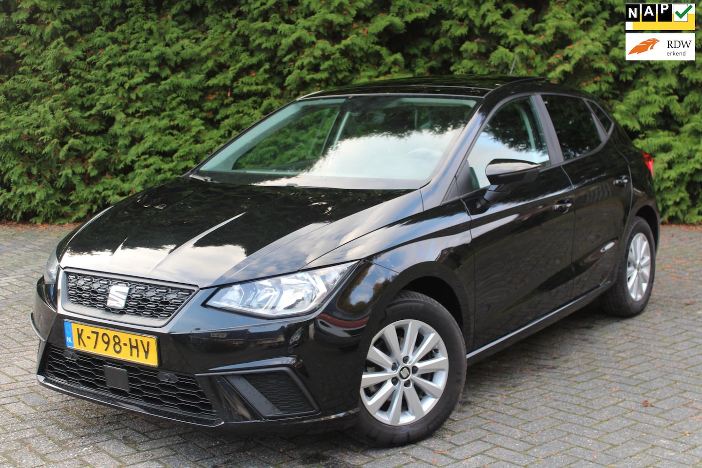 Seat Ibiza - 1.0 TSI Style Business Intense 95PK | Climate Control | KEYLESS | PANO | Camera | Cruise C - AutoWereld.nl