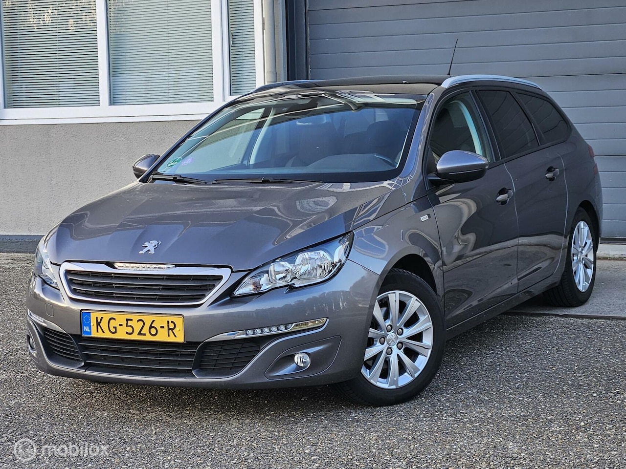 Peugeot 308 SW - 1.2 PureTech Style 1.2 PureTech Style - AutoWereld.nl