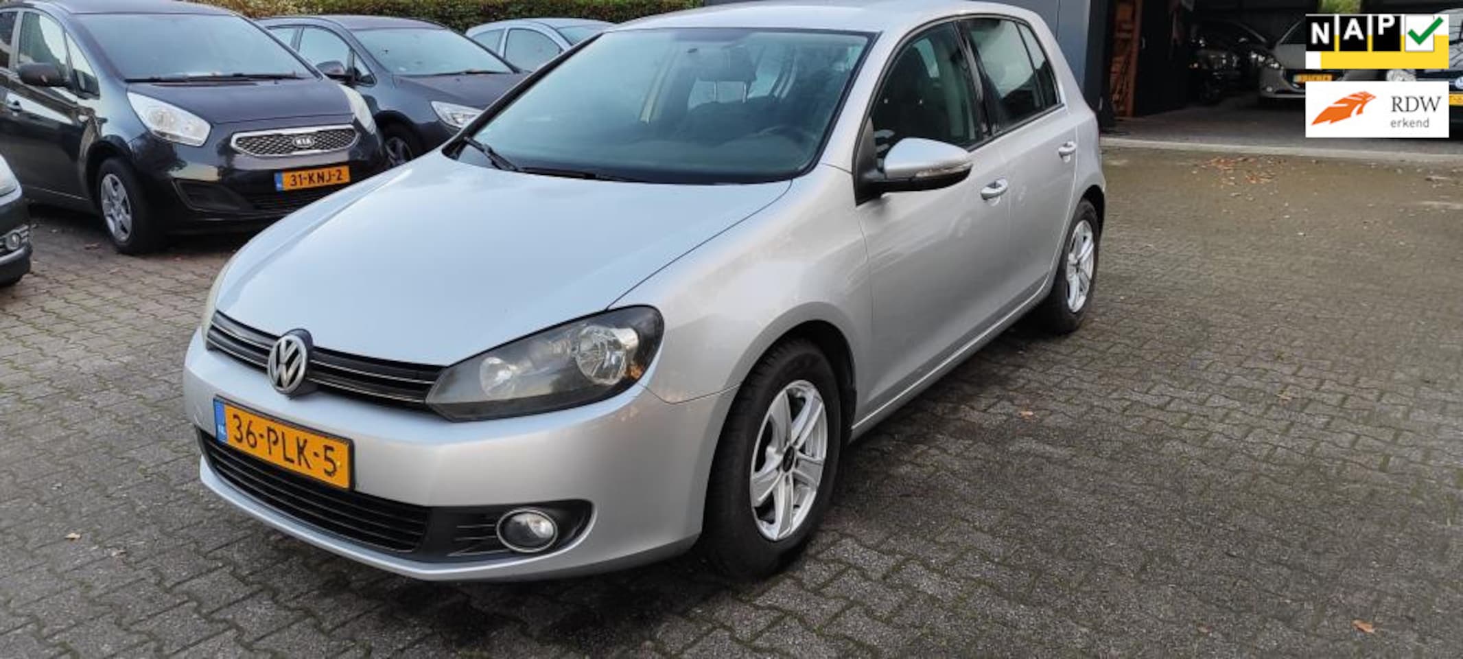 Volkswagen Golf - 1.2 TSI Comfortline BlueMotion bj 2011 airco/navi - AutoWereld.nl