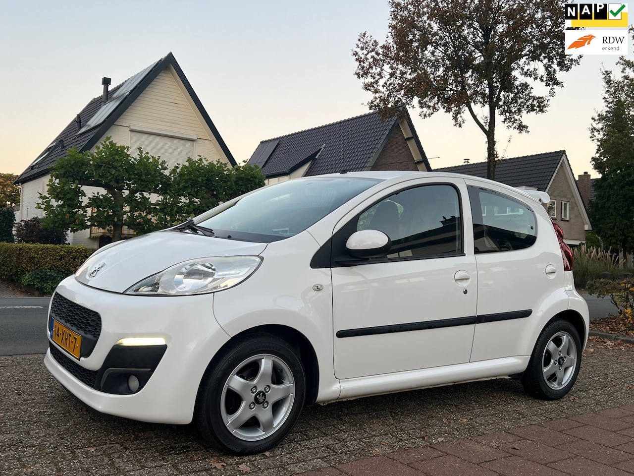 Peugeot 107 - 1.0 Black&White NL-AUTO-NAP APK 07-2025!! - AutoWereld.nl