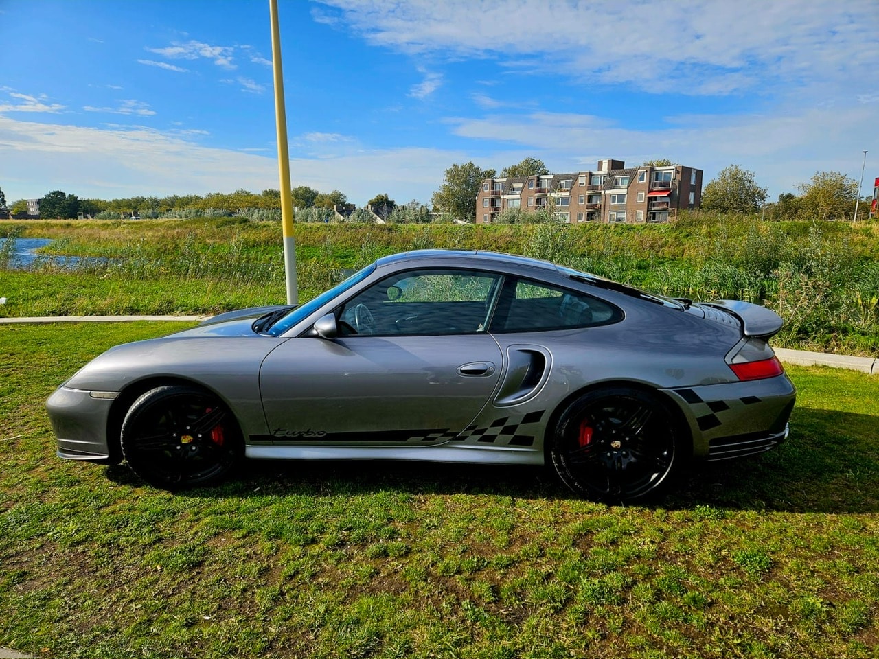 Porsche 911 - 3.6 Coupé Turbo - AutoWereld.nl