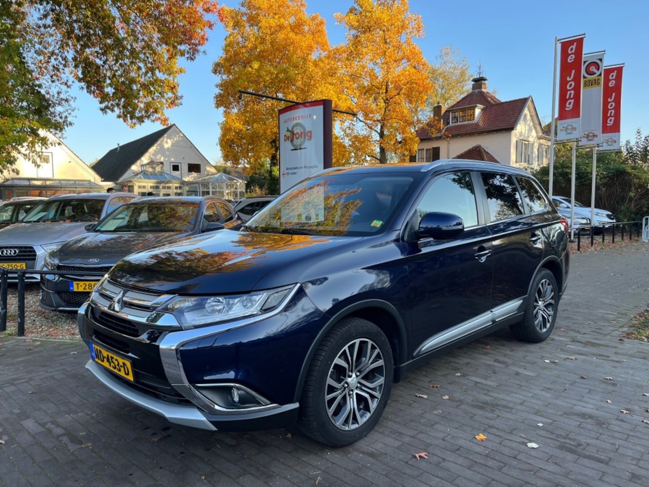 Mitsubishi Outlander - 2.0 EXECUTIVE EDITION 7-PERSOONS AUTOMAAT / AFN. TREKHAAK - AutoWereld.nl