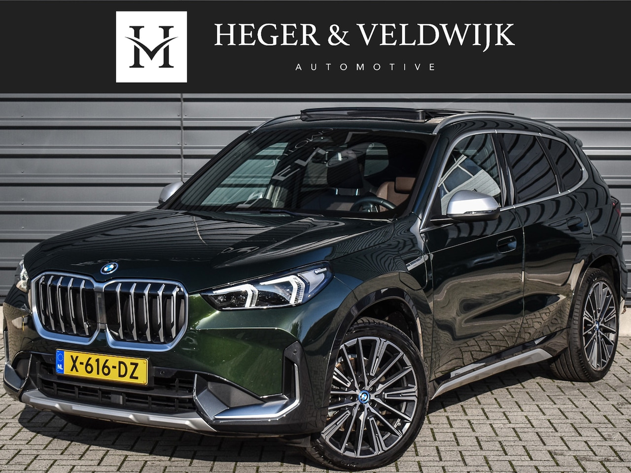 BMW X1 - xDrive25e | NL-AUTO | LUXURY LINE | PANORAMADAK | COMFORT ACCESS | LEDER | ADAPTIVE LED | - AutoWereld.nl