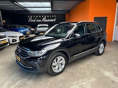 Volkswagen Tiguan - 1.5 TSI Move / Camera / Acc / Trekhaak / Navi