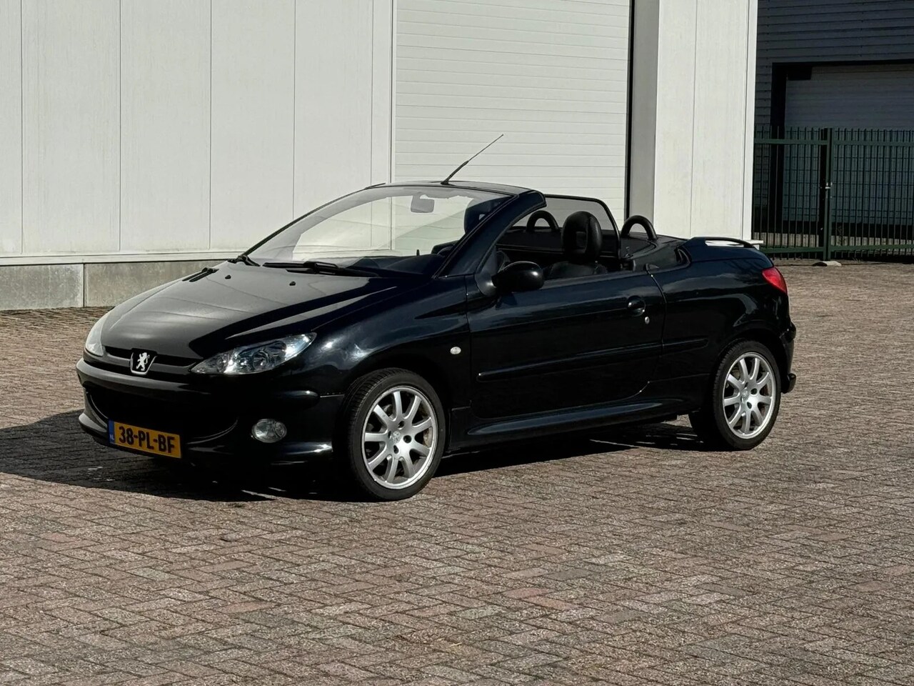 Peugeot 206 CC - 1.6i CABRIOLET - AutoWereld.nl