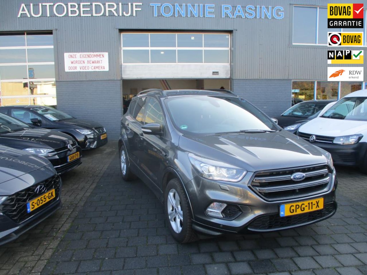 Ford Kuga - 1.5 EcoBoost ST-Line 1.5 EcoBoost ST Line - AutoWereld.nl