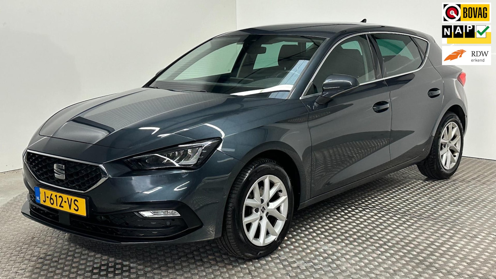 Seat Leon - 1.0 TSI Style Launch Edition benzine navigatie parkeersensoren camera carplay cruisecontro - AutoWereld.nl