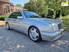 Mercedes-Benz E-klasse - E50 / E55 AMG FULL-OPTiON nieuwe LAK