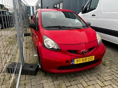 Toyota Aygo - 1.0-12V