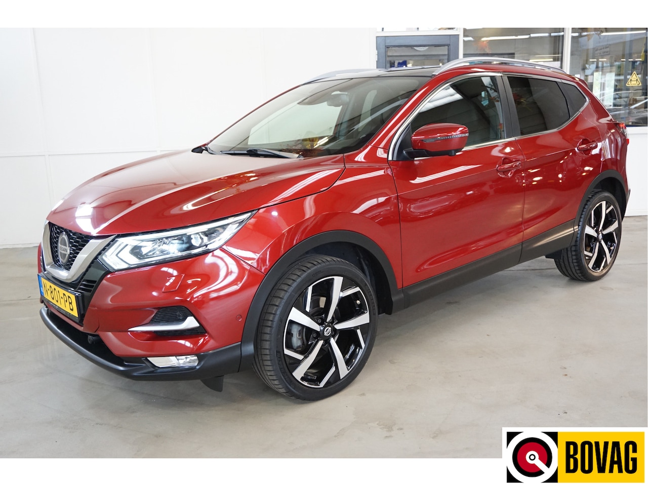 Nissan Qashqai - 1.2 Tekna + Navi - Panoramisch glazen dak - AutoWereld.nl