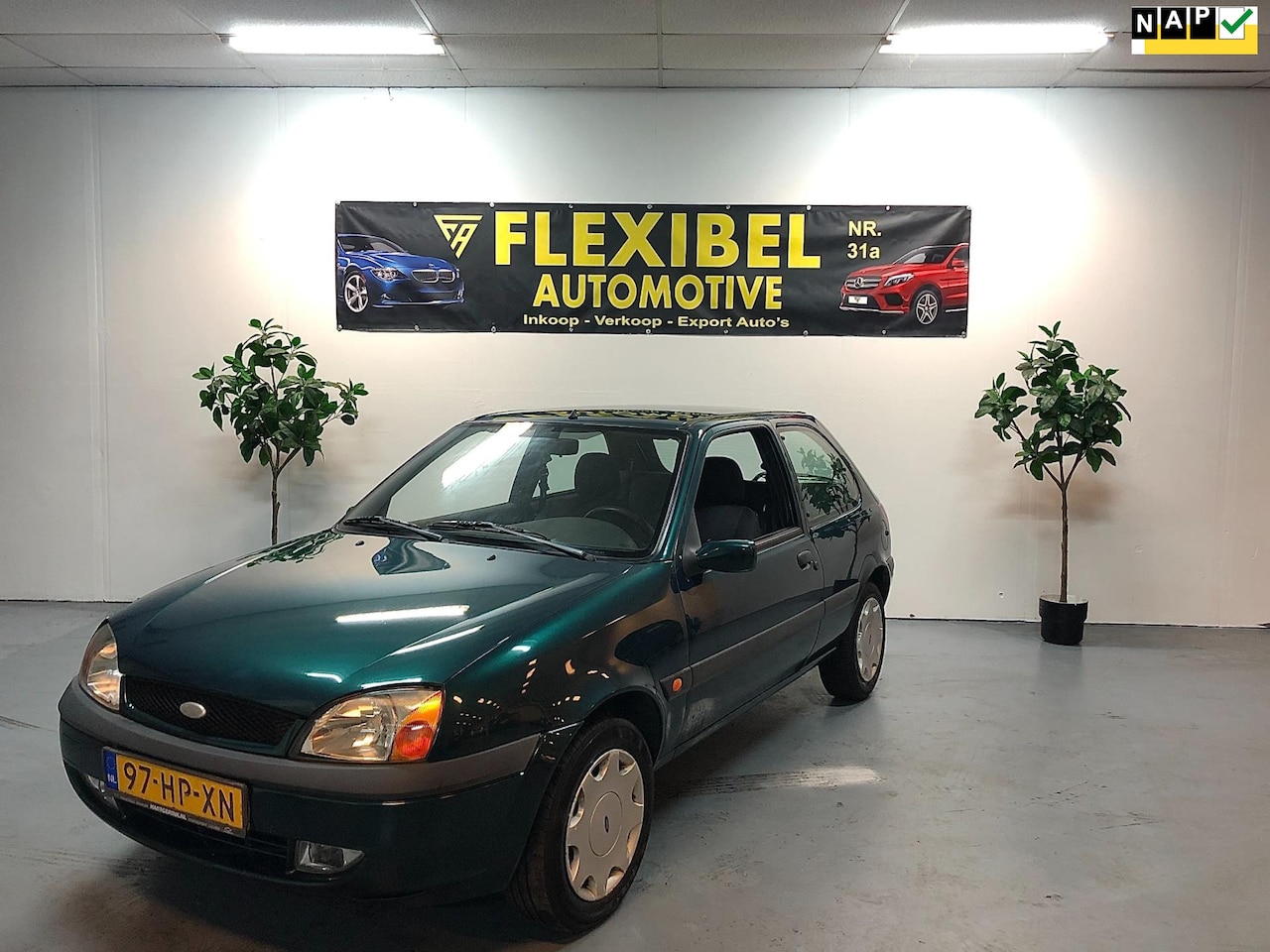 Ford Fiesta - 1.3-8V / Airco / StuurBkr / Spoiler / - AutoWereld.nl