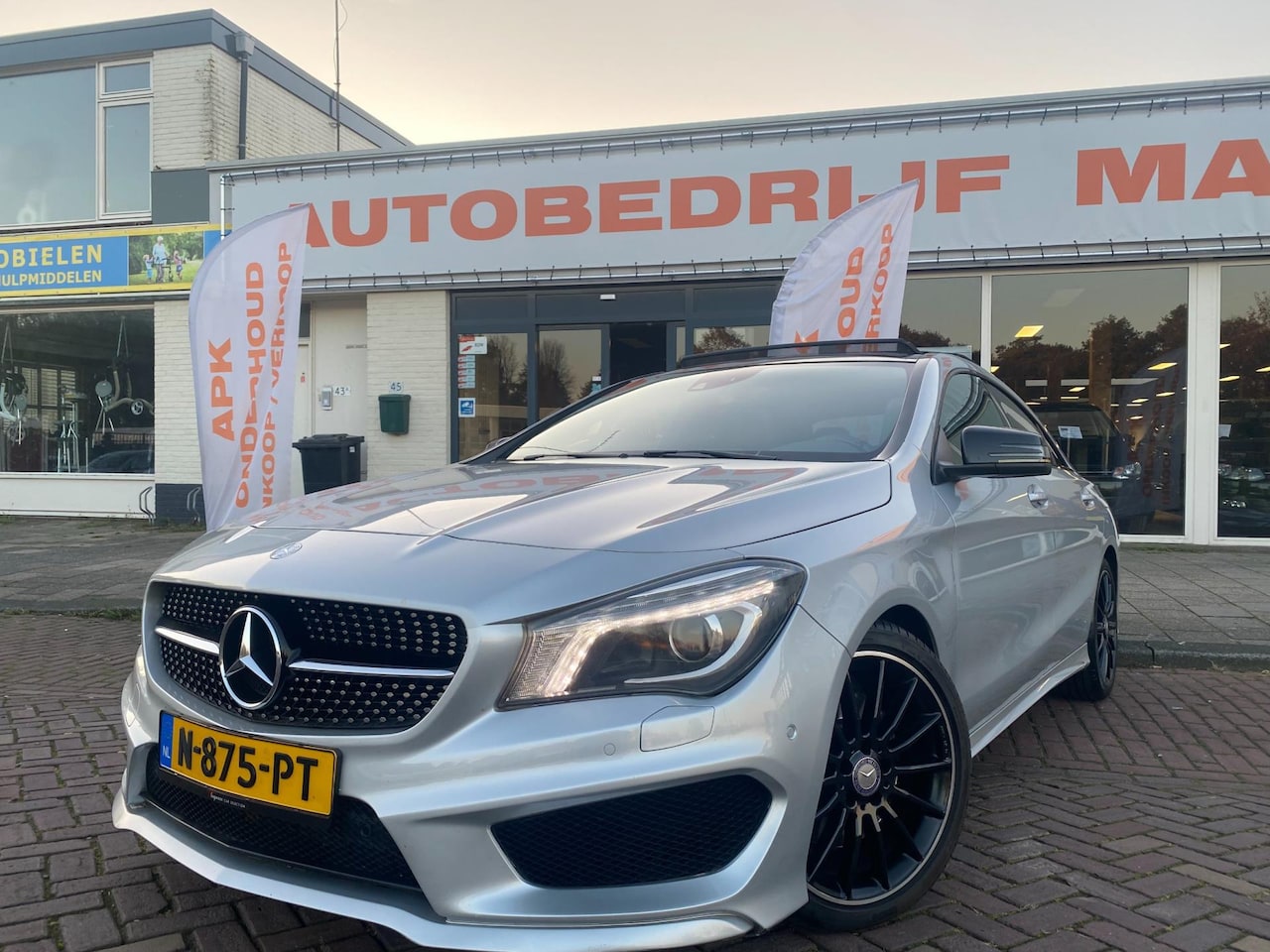 Mercedes-Benz CLA-Klasse - 250 AMG Edition 1 Nwe Apk Pano Airco Cruise Control - AutoWereld.nl