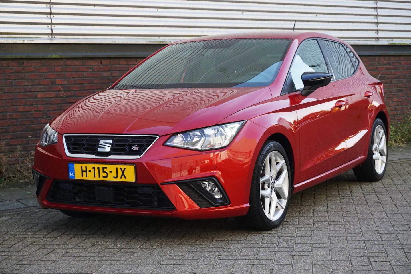 Seat Ibiza - 1.0 TSI 115PK FR Business Intense 1e Eigenaar/Rijklaar incl.garantie. - AutoWereld.nl