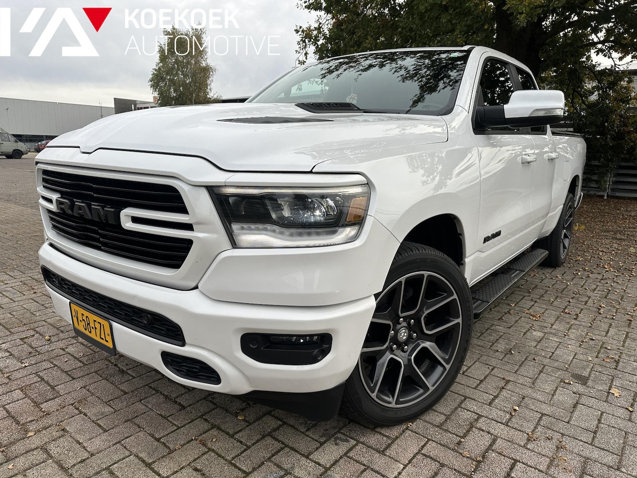 Dodge Ram 1500 - Sport 5.7i V8 Hemi - AutoWereld.nl