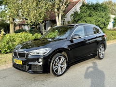 BMW X1 - xDrive20i M-Sport 192PK Automaat•Pano•HeadUp