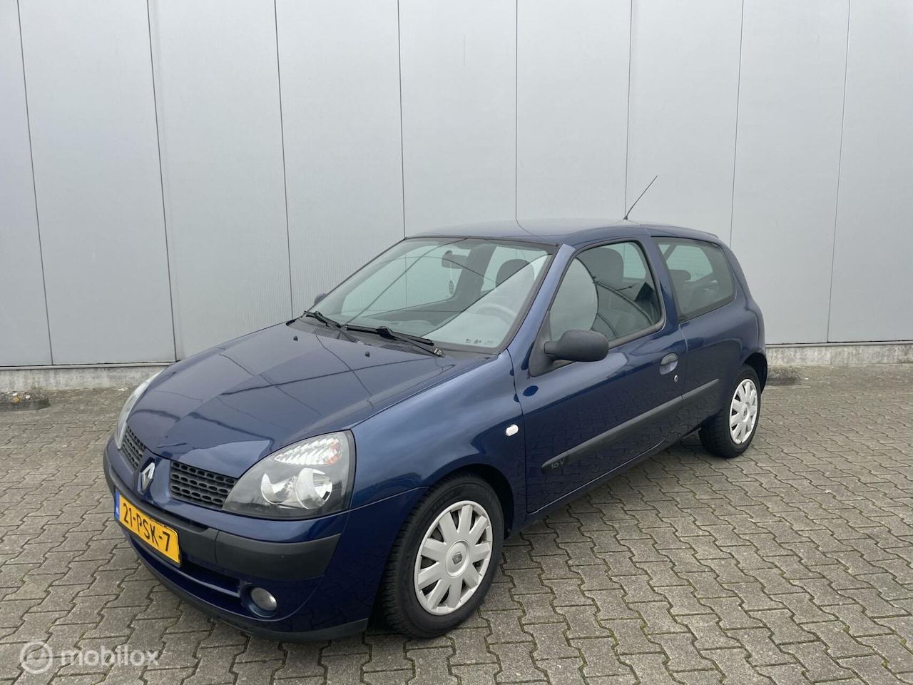 Renault Clio - 1.2-16V Dynamique nieuwe APK en distributie - AutoWereld.nl