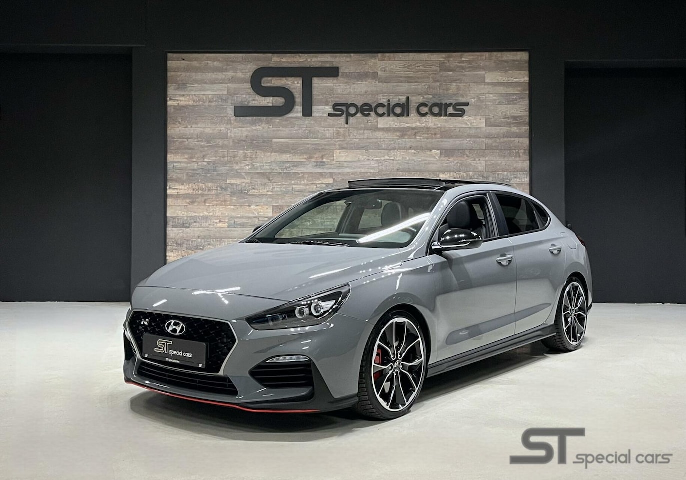 Hyundai i30 Fastback - 2.0 T-GDI N2|Pano|Dealer| - AutoWereld.nl