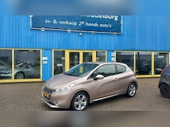 Peugeot 208 - 1.2 VTi Allure