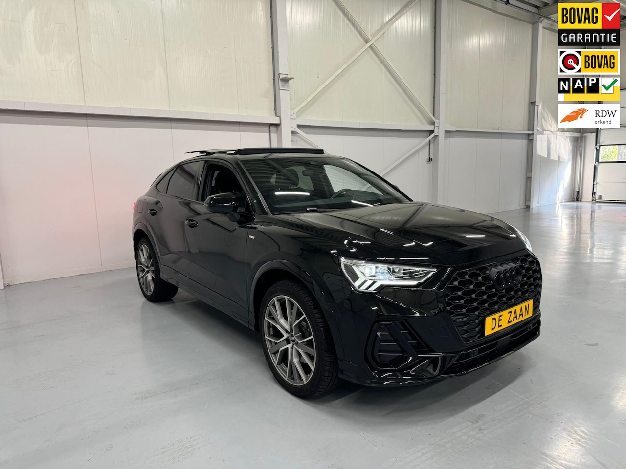 Audi Q3 Sportback - 45 TFSI e S Line Panorama/Keyles - AutoWereld.nl