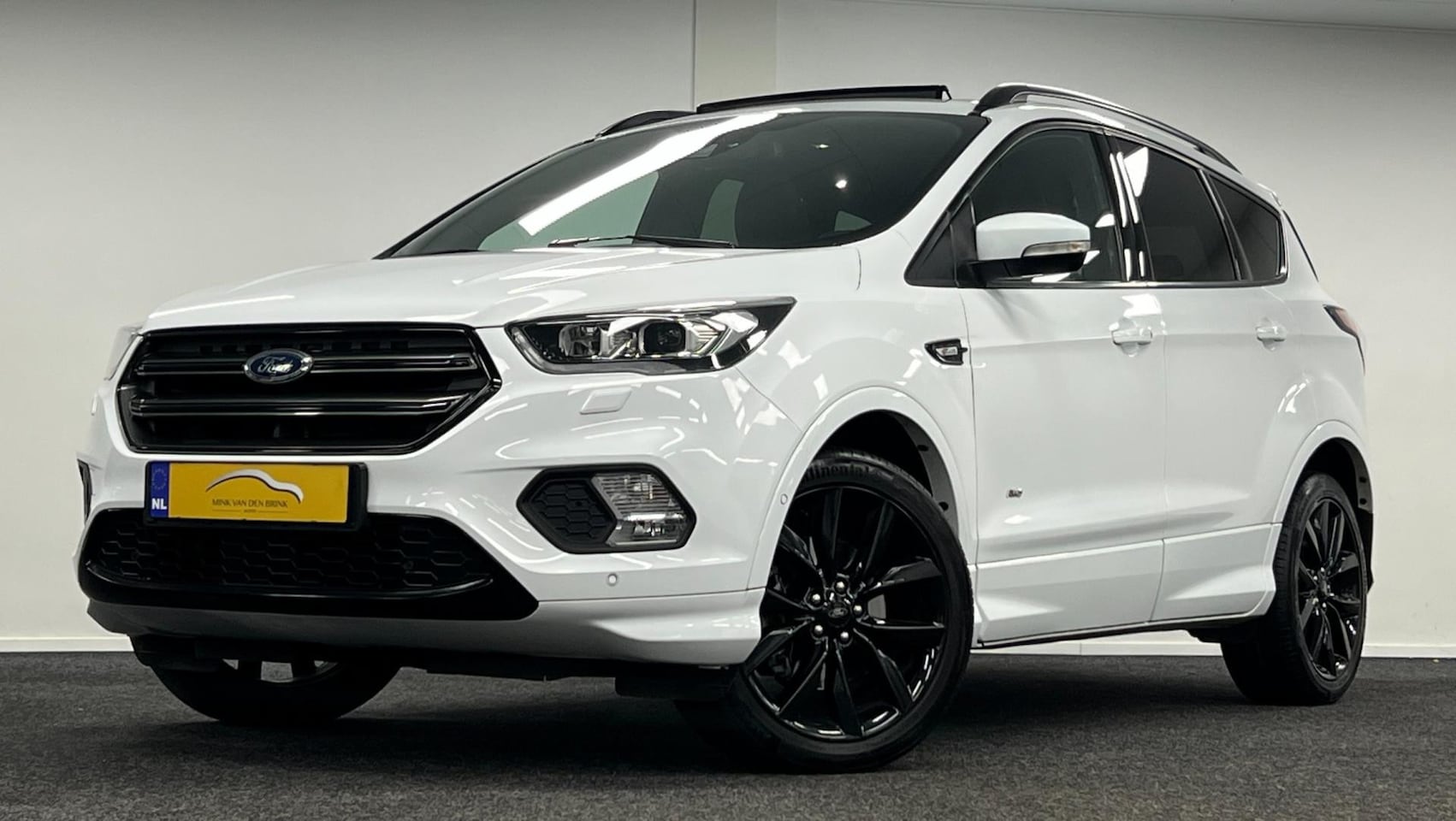 Ford Kuga - 1.5 EcoBoost ST Line*AWD*Panodak*Trekhaak*Navi*Camera*Stoel&Stuurverw - AutoWereld.nl