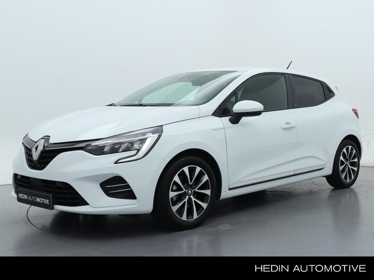 Renault Clio - 1.6 E-Tech Hybrid 140 Business Zen | Trekhaak - AutoWereld.nl