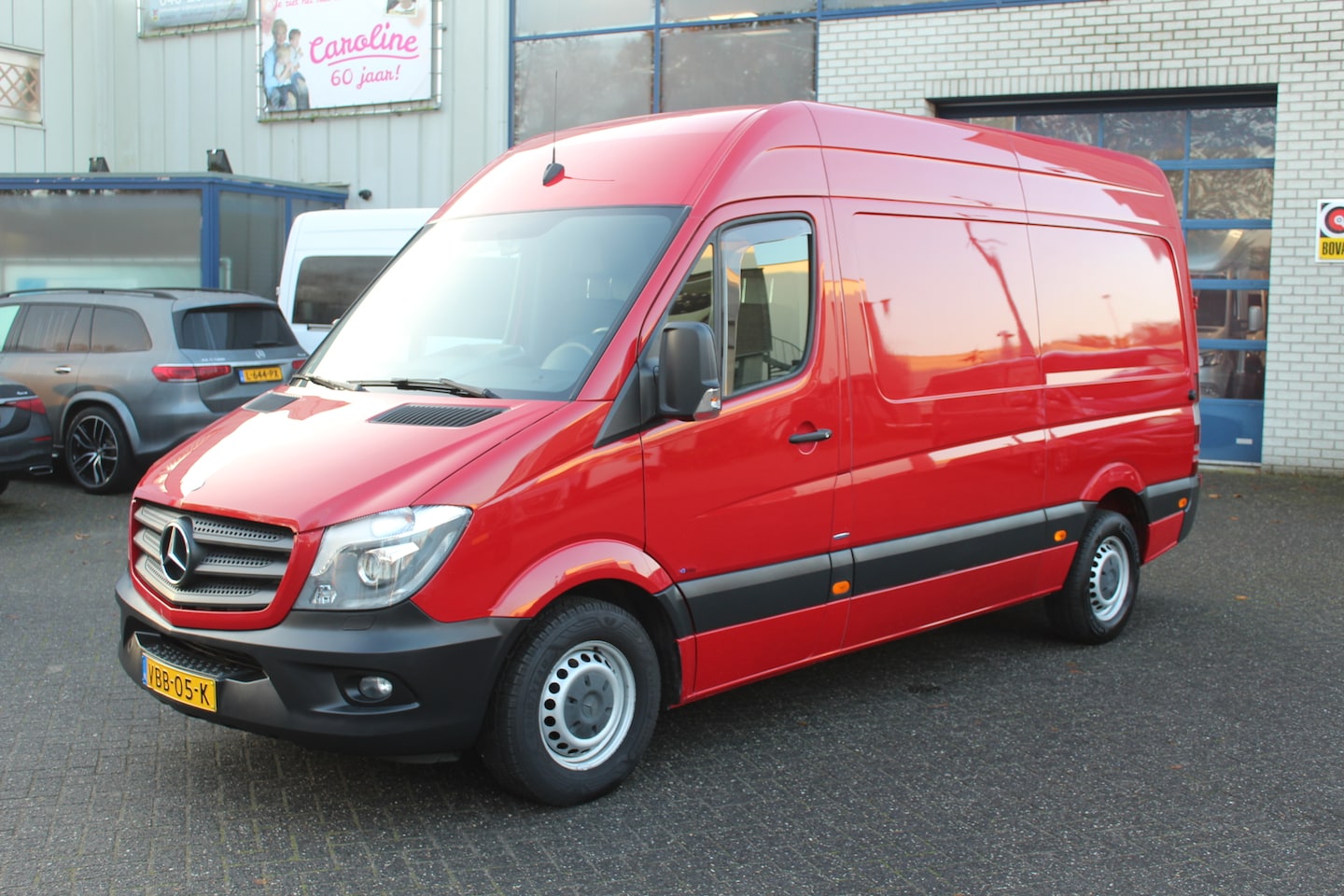 Mercedes-Benz Sprinter - 319 CDI 3.0 V6 L2H2 Xenon, Navigatie met camera, Geveerde stoelen - AutoWereld.nl