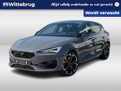 CUPRA Leon - 1.4 e-Hybrid 245pk DSG VZ Adrenaline / Supersport Stuur / LED / Stuur & Stoelverwarming /