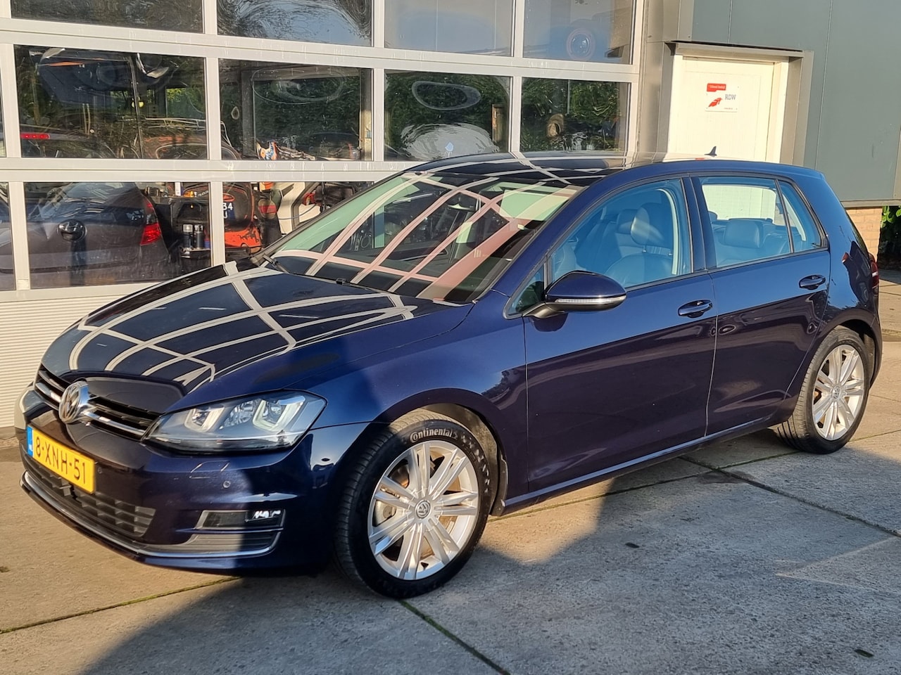 Volkswagen Golf - 1.4 TSI ACT Business Edition Pano Dsg Automaat Massage - AutoWereld.nl