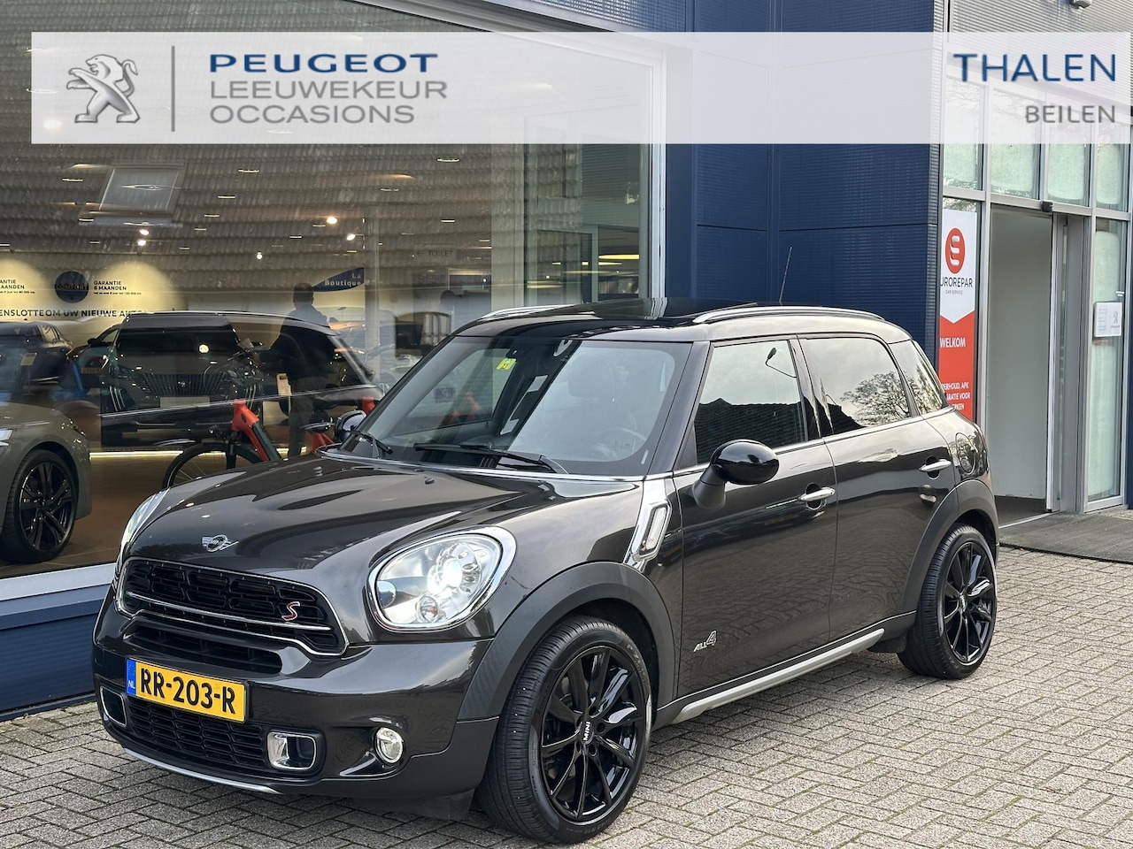 MINI Countryman - Mini 1.6 Cooper S ALL4 Chili 190 PK 6-Bak | Zeer complete uitvoering! | Glazen Panoramadak - AutoWereld.nl