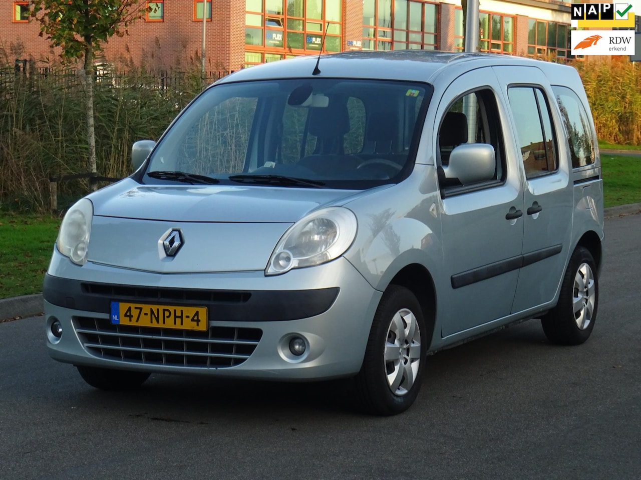 Renault Kangoo Family - 1.6-16V BJ2010 NAP/AIRCO/CRUISE/APK - AutoWereld.nl